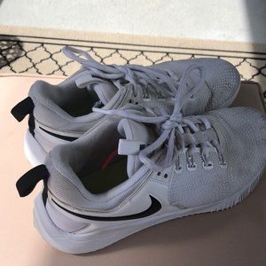 Nike women’s volleyball shoes